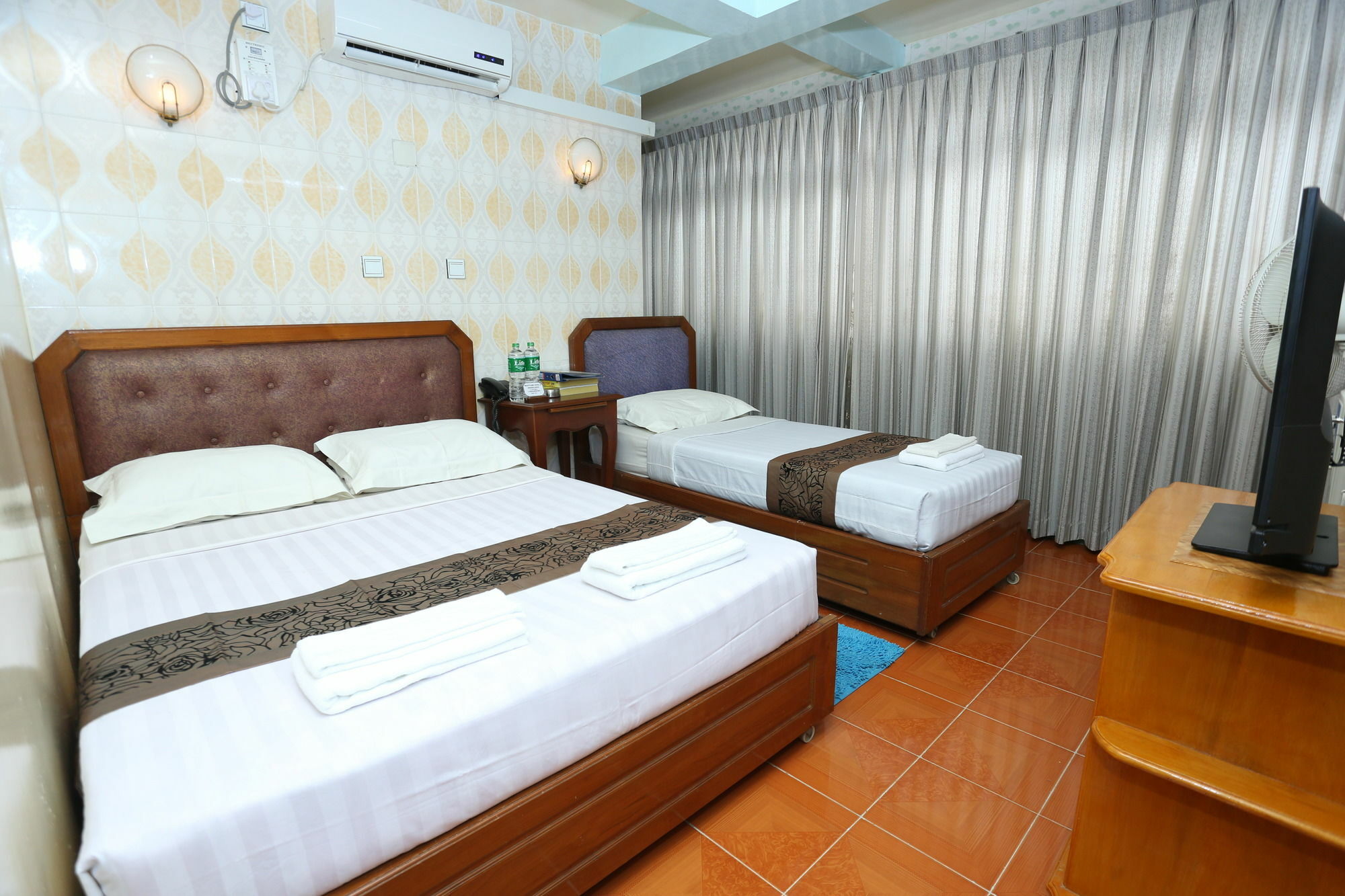 Beautyland Hotel II Yangon Exterior photo